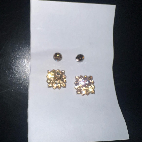 Earring Bundle - Picture 9 of 11
